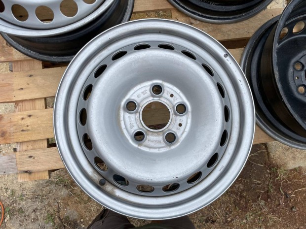 VW furgon felnik 4 db