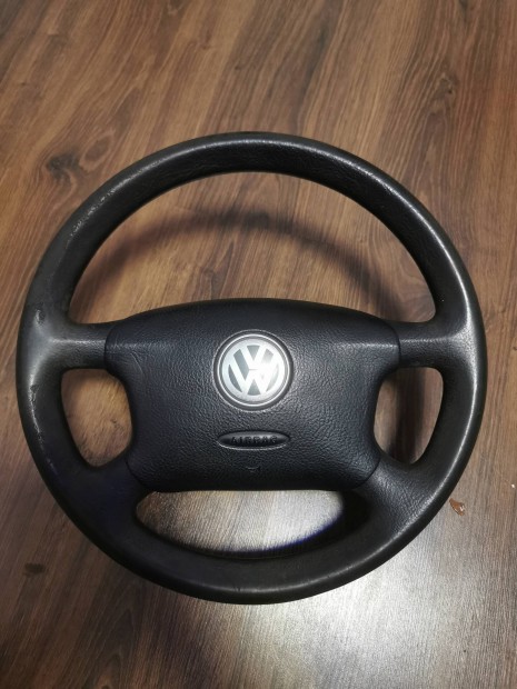 VW golf 4 gyri kormny lgzskkal 