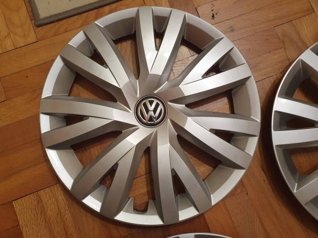 VW golf 7 touran jetta passat sportvan dsztrcsa 16 16"