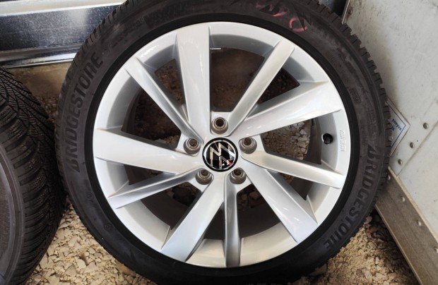 VW golf 8 gyri alufelni 5x112 17" touran caddy