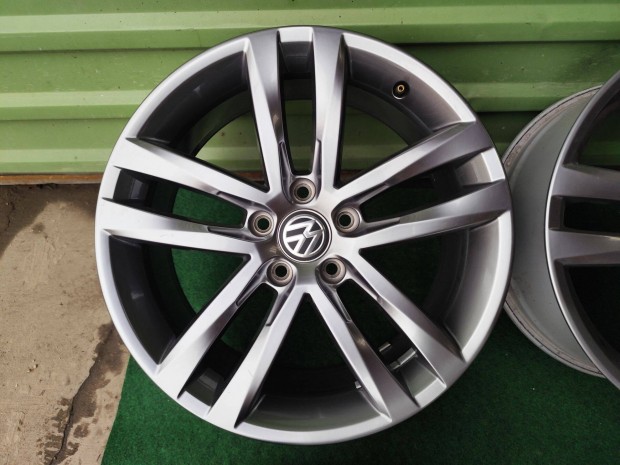 VW golf GTI Salvador gy�ri alufelni 5x112 18"