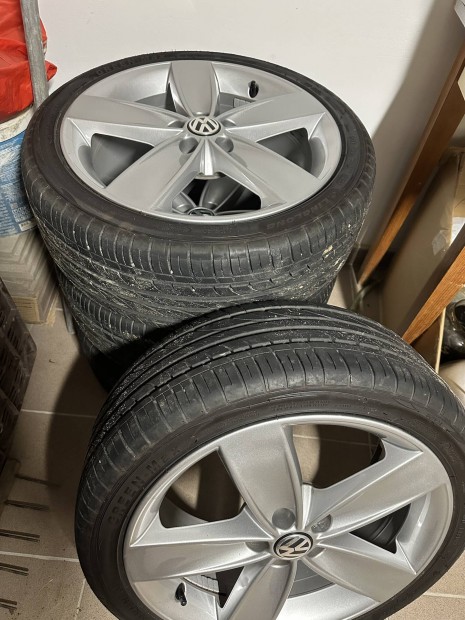 VW gy�ri alufelni 17