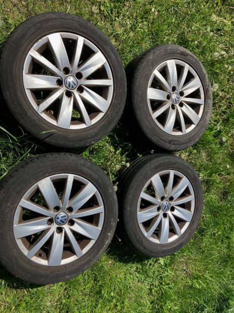 VW gyári alufelni szett Gumival