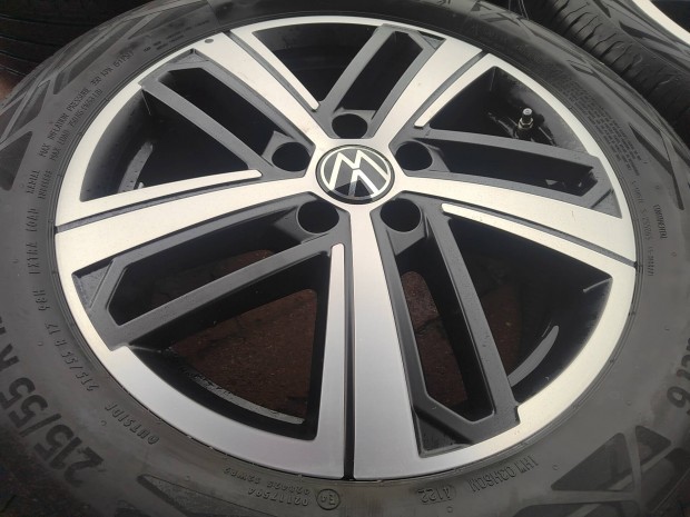 VW gyári új állapotú 17col alufelni 215/55r17 Continental nyári