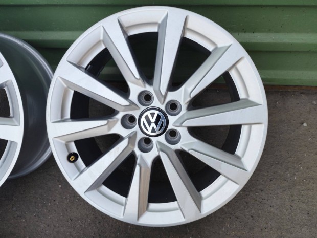 VW polo golf 4 Bora Audi a1 A3 gy�ri alufelni 5x100 16"