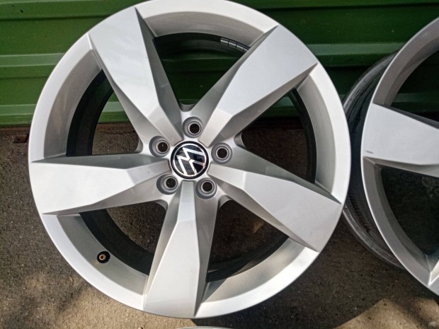 VW t-cross Skoda kamiq MG ZS gyri alufelni 5x100 17"