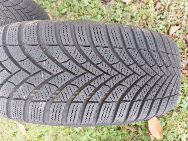 VW téligumi 205 /55/r16 lemezfelnin