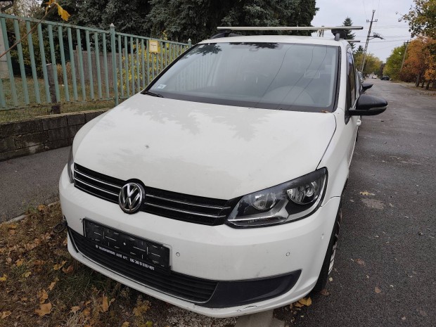 VW touran t1 motorháztető lökhárító sárvédő lámpa ajtók
