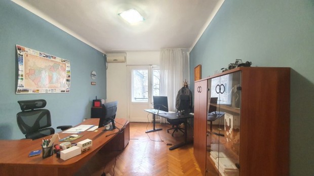 V. Ker�let, SZALAY utca, 78 m2-es, t�rsash�zi lak�s, 2+1 szob�s