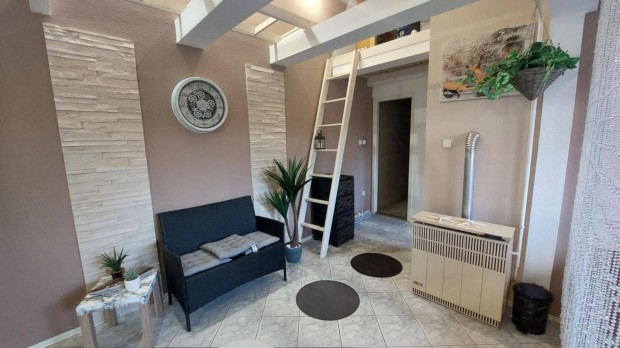 V�c De�kv�ron garzon kedvez� �ron elad�