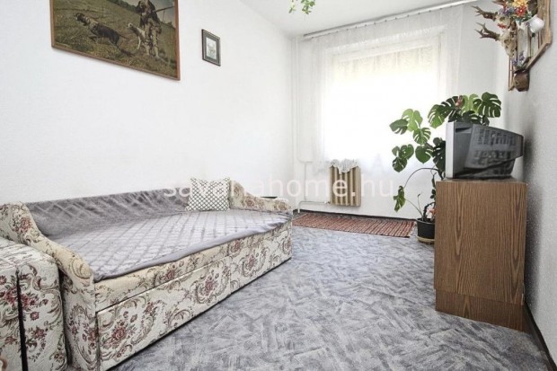 Vci Mihly utcban,1. emeleti laks elad! - Szombathely