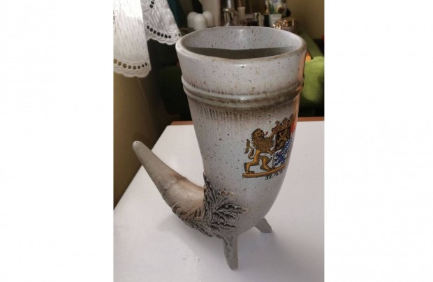 Vadszkrt alak kermia srskors, 20 cm, 4,5 dl