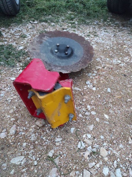 Vaderstad t�rcsa aggyal gy�ri, kompletten elad�. �j