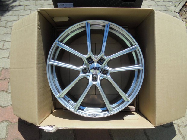 Vadi j 5 x 120-as 20-as Aez alufelni elad