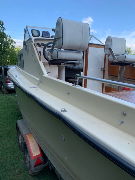 Vadi �j Yamaha motorral - Shetland 640 lak�haj� Elad�