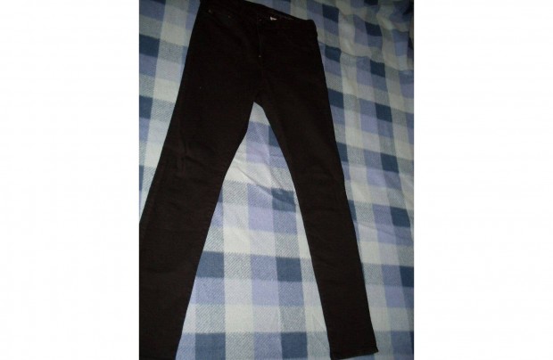 Vadonat j rugalmas fekete skinny H&M farmernadrg W33