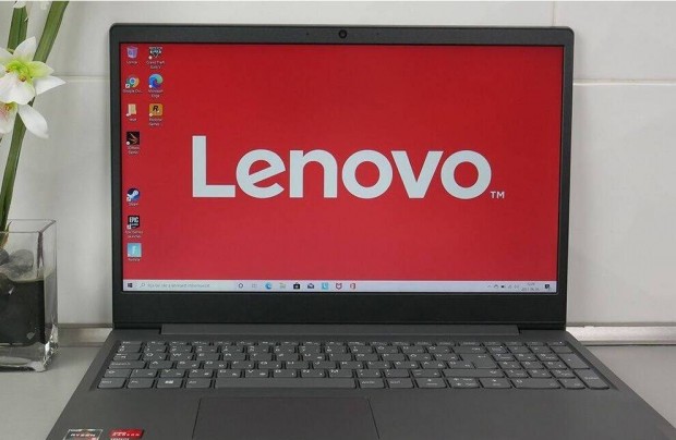 Vadonatj 15.6" Lenovo szuper gyors laptop, jtkra is, 2 v garancia
