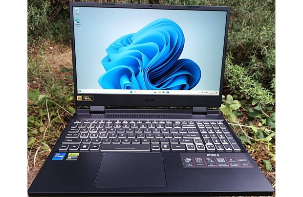 Vadonatúj Acer Nitro 5 gamer laptop, Intel Core i7, 2év garancia WIN11
