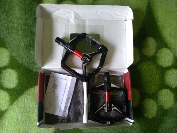 Vadonat�j Bolany m�rk�ly� DU csap�gyas alum�nium ker�kp�r ped�l elad�