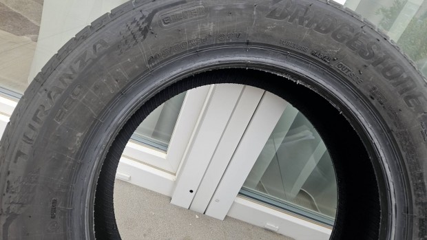 Vadonatj Bridgestone autgumik R Alatt!