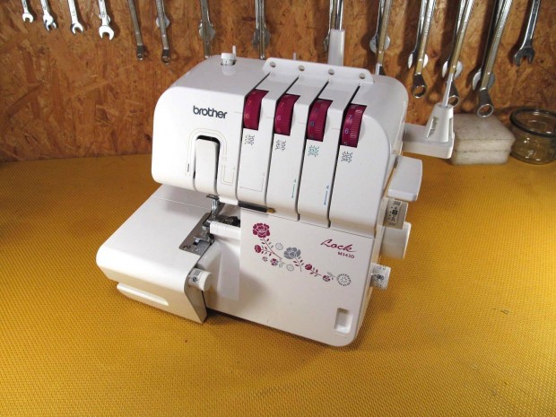 Vadonatj Brother M343D overlock varrgp (elkelt)