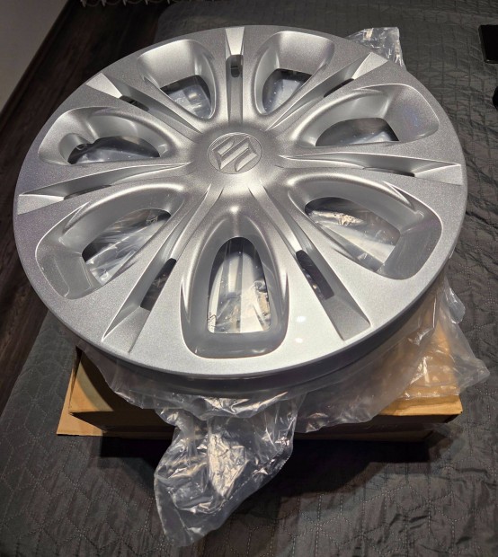 Vadonatj Gyri Suzuki Vitara dsztrcsa 16 "