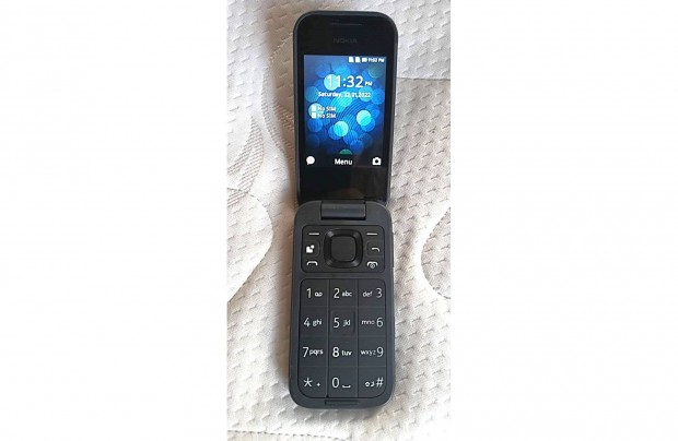 Vadonatúj Nokia 2660 Flip Dual-SIM Mobiltelefon