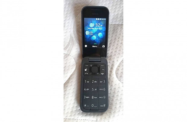 Vadonatúj Nokia 2660 Flip Dual-SIM Mobiltelefon
