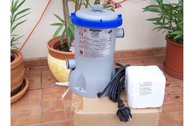 Vadonatúj!! Féláron! Bestway vízforgató szűrő medence 40 W-os 3,8 m3/h
