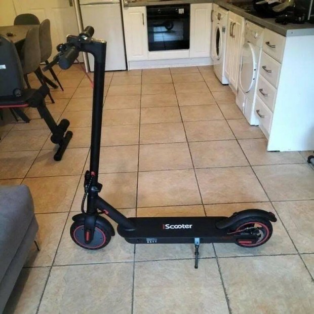 Vadonatj, bontatlan iscooter i9 elektromos roller, 1 v gari 30 km/h