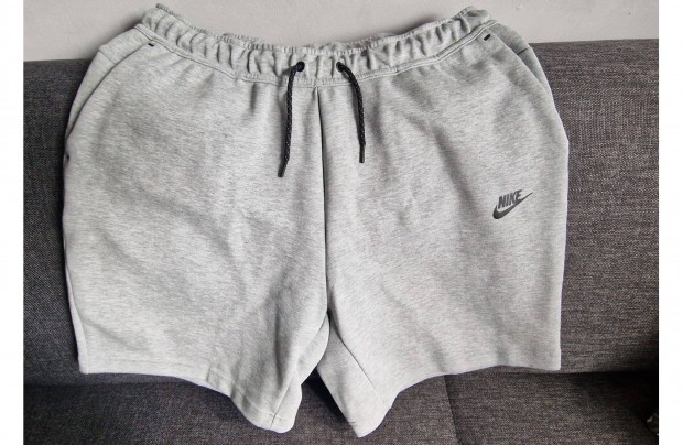 Vadonatj, cmks Nike XL mret, vilgosszrke short / rvidnadrg