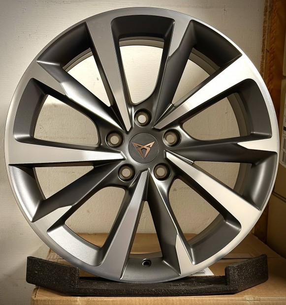 Vadonatúj gyári 18zoll Cupra alufelnik