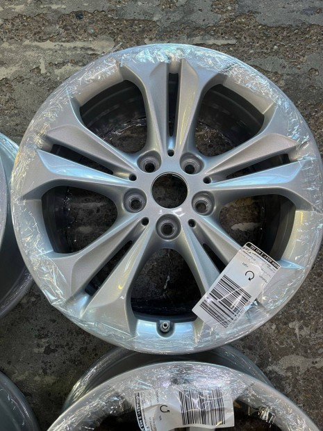 Vadonatúj gyári eredeti BMW X1 X2 G széria alufelni eladó!