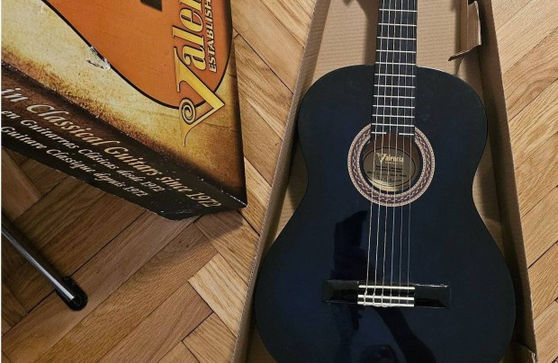 Valencia Gitár
