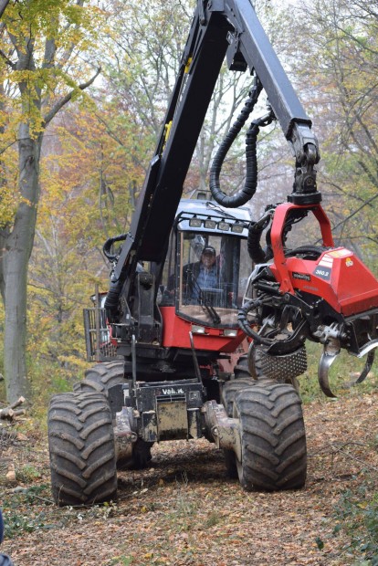 Valmet 911.3 harvester