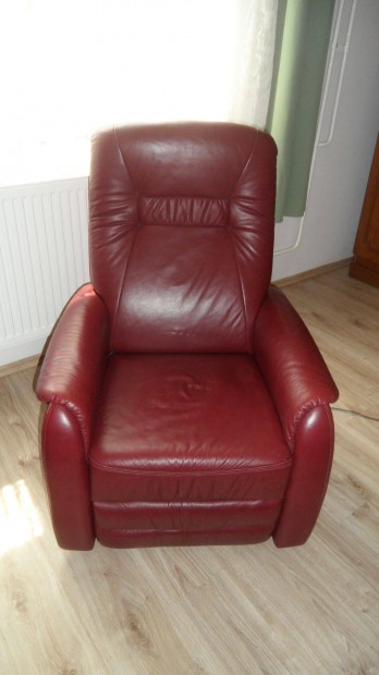 Valódi bőr relax távirányítós fotel eladó!