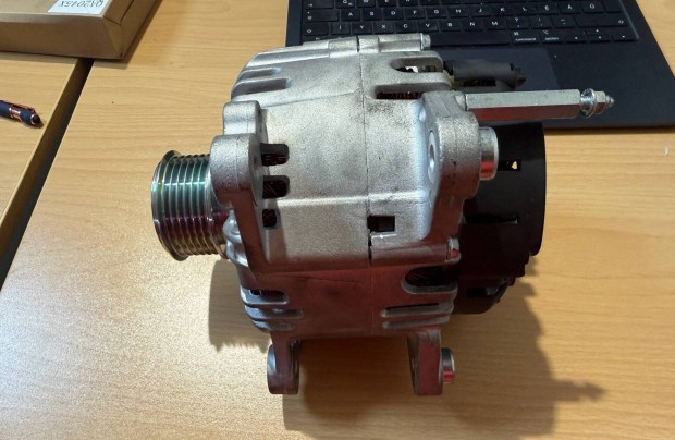 Váltakozó áramú generátor 06F903023F VW Audi Skoda Seat