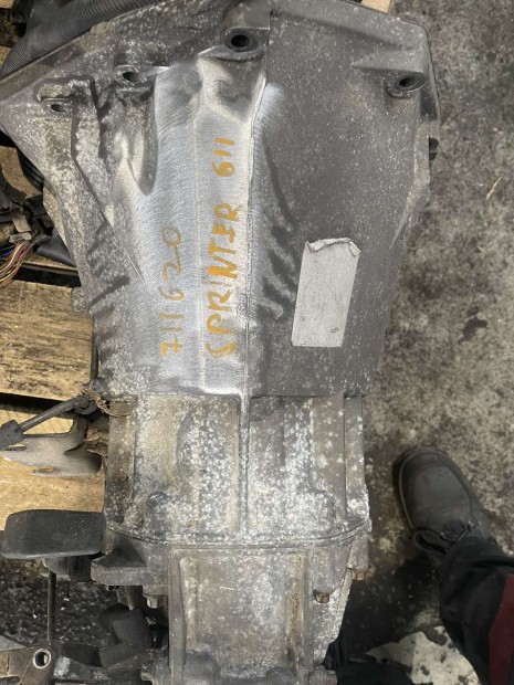 V�lt� sprinter cdi om611 1999-2005 elad�