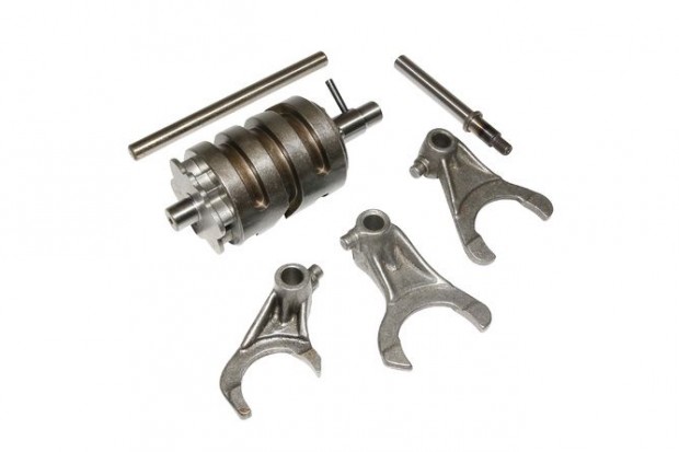 V�lt�dob vill�kkal �s csavarokkal Generic / CPI / KSR