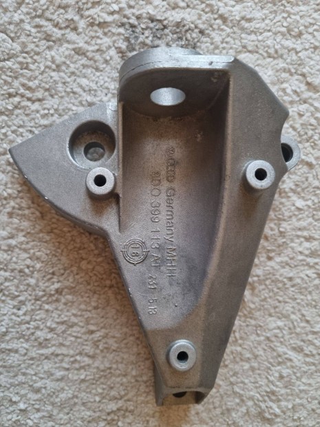 Vlttart bak VW AUDI 8DO 399 113 AT