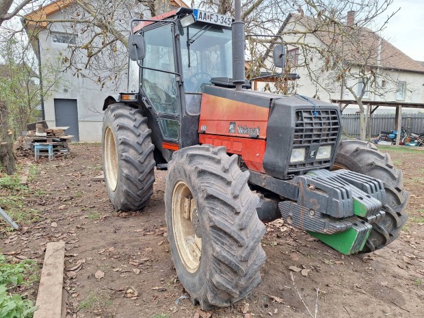 Valtra-Valmet 665