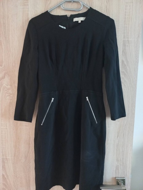 Vanessabruno 38-as méretű szép fekete ruha