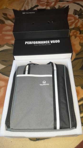 Vankyo Leisure V600 Vals Full HD felbontssal + Addroid 11 TV Box