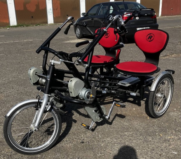 Vanraam tandem, egymás mellett űlős
