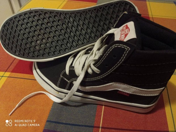 Vans 37 alighasznlt jszer edzcip