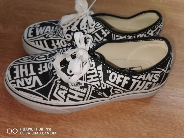 Vans..... 36,5-es ... uniszex.....alig hasznlt.... 