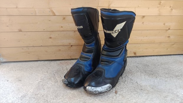 Vanucci motoros csizma 44