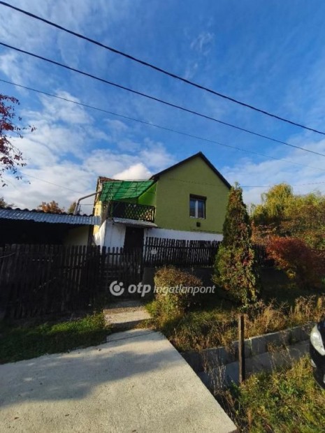 Varb�i elad� 86 nm-es h�z