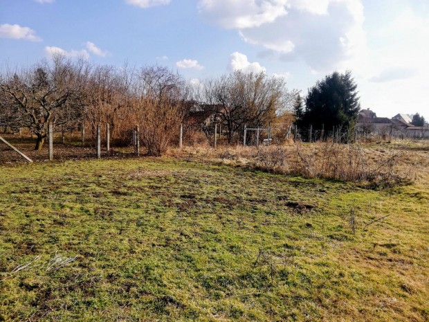 Vargabokorban elad� 2 darab �p�t�si telek