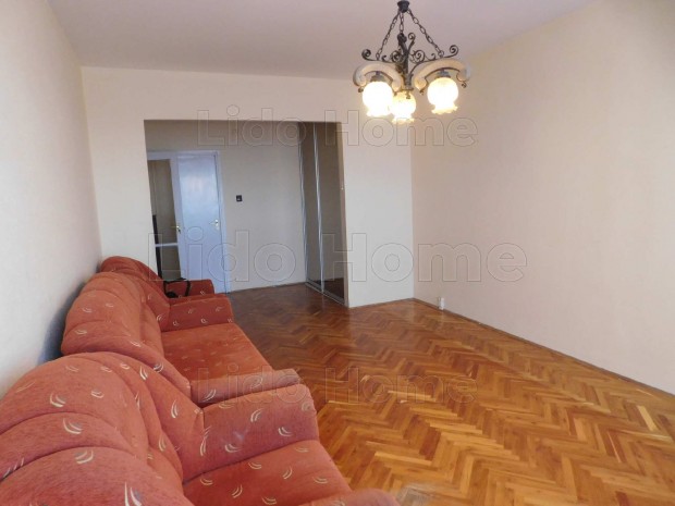 V�rosi panor�ma Sz�kesfeh�rv�ri elad� lak�sb�l